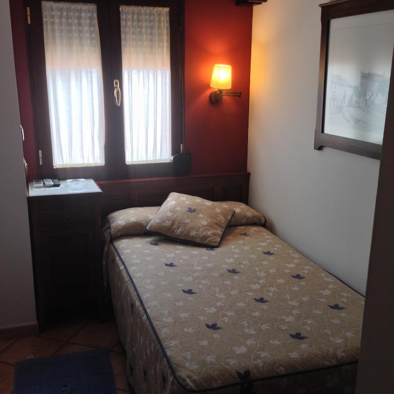 Hospederia Ana Pilar Otel Porcuna Oda fotoğraf