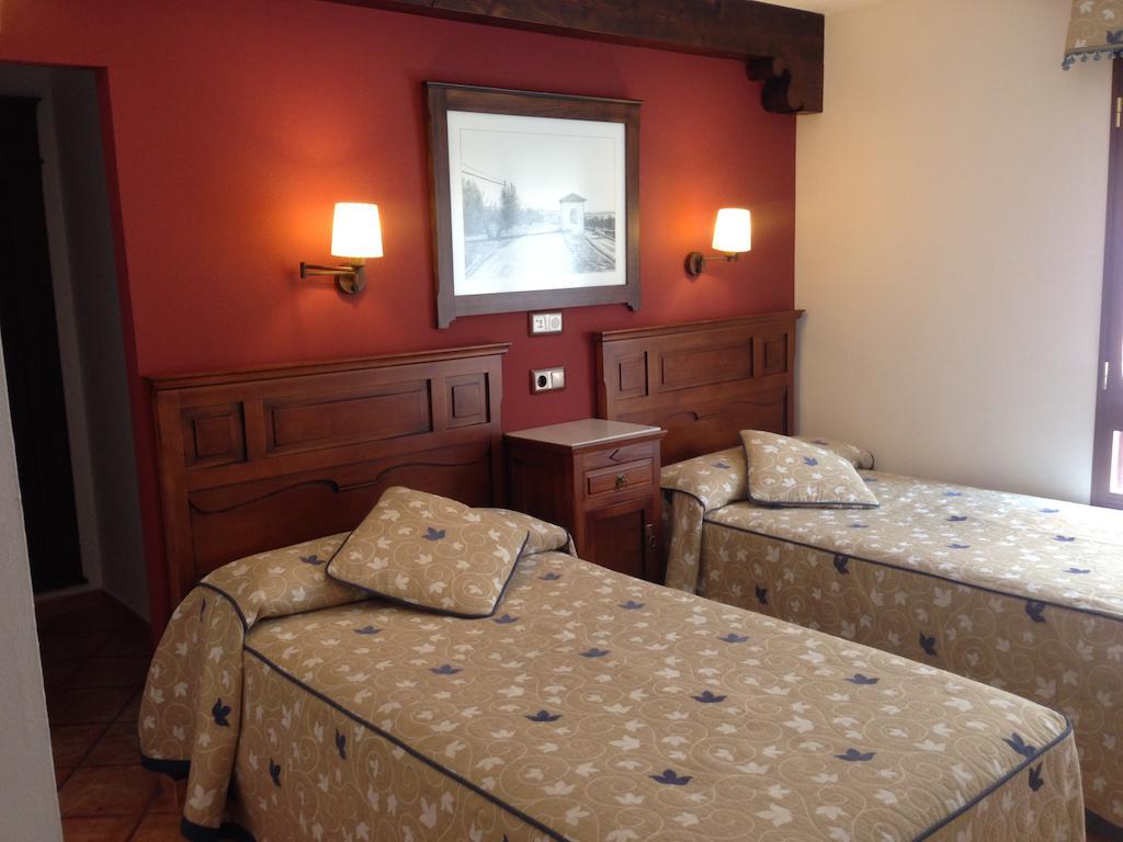 Hospederia Ana Pilar Otel Porcuna Oda fotoğraf