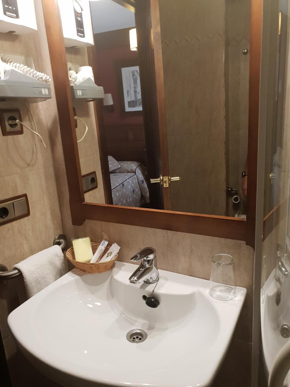 Hospederia Ana Pilar Otel Porcuna Dış mekan fotoğraf